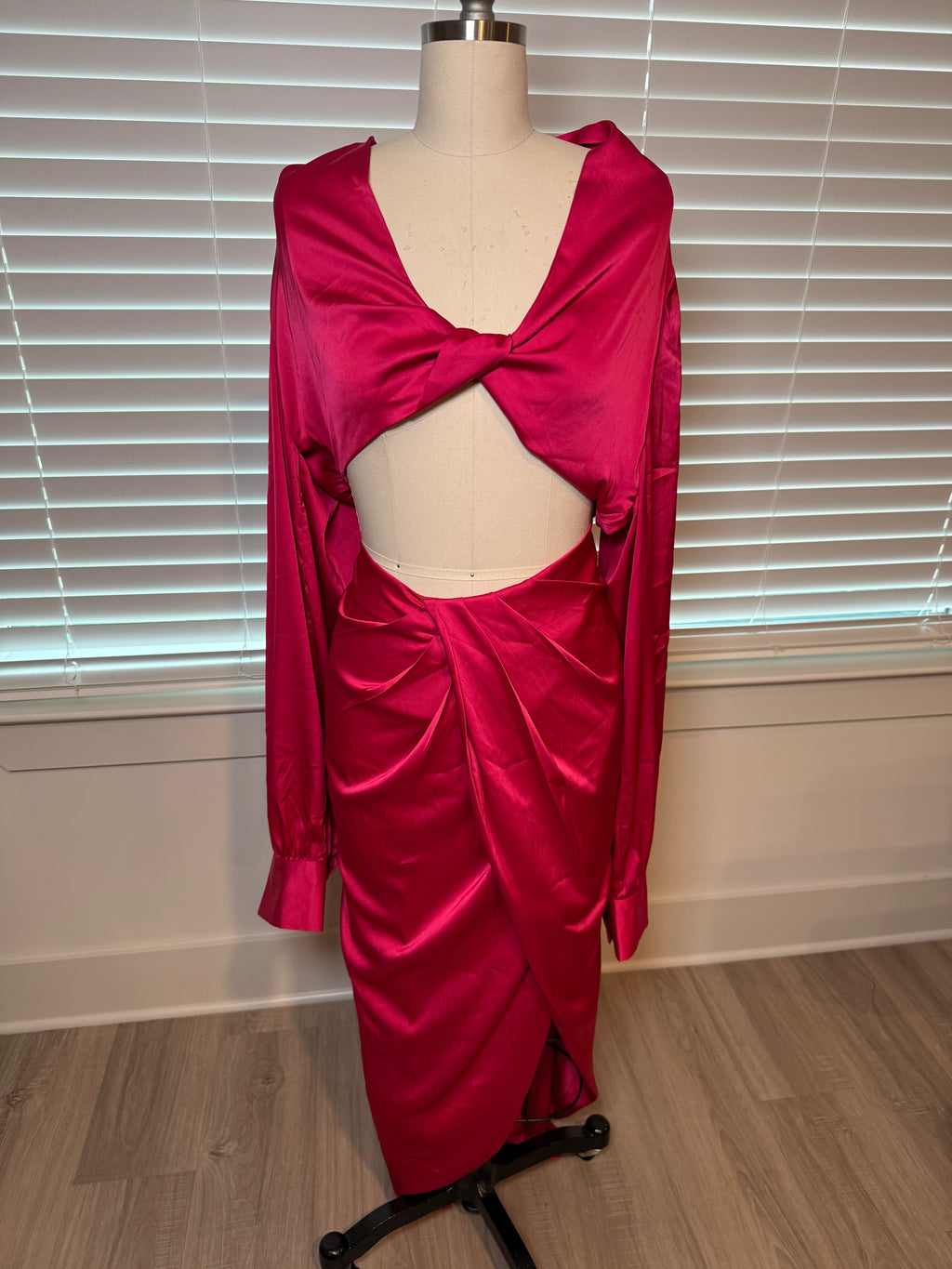 Pink 2-Piece Satin Set (Large)